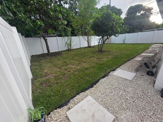 320 Sterling Avenue, Delray Beach, FL 33444