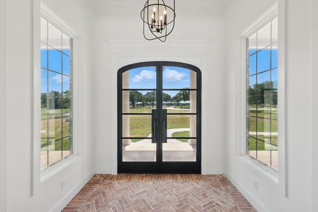 623 Lake Valley Road, Sunset, TX 76270