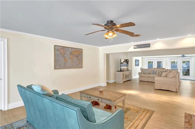 500 Gardenia Lane, Vero Beach, FL 32963