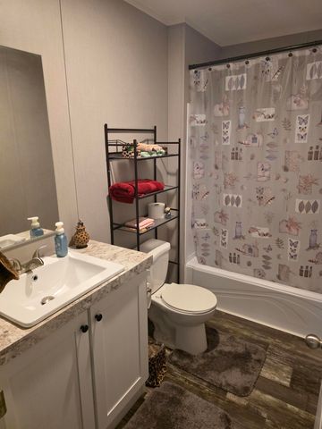 323 Mcqueary Road, Russell Springs, KY 42642