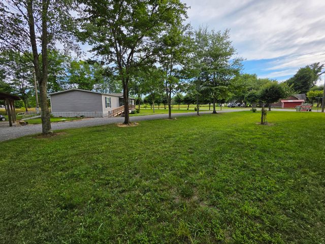 323 Mcqueary Road, Russell Springs, KY 42642