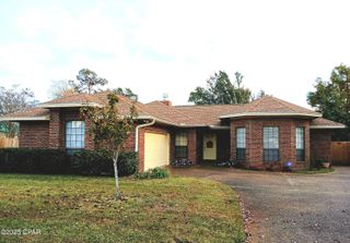 2707 Pembroke Drive, Panama City, FL 32405