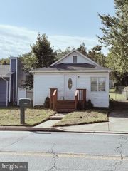 5921 BELLE GROVE RD, Baltimore, MD 21225