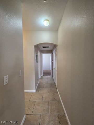 1900 North Torrey Pines Drive 118, Las Vegas, NV 89108