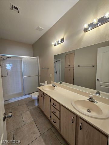 1900 North Torrey Pines Drive 118, Las Vegas, NV 89108