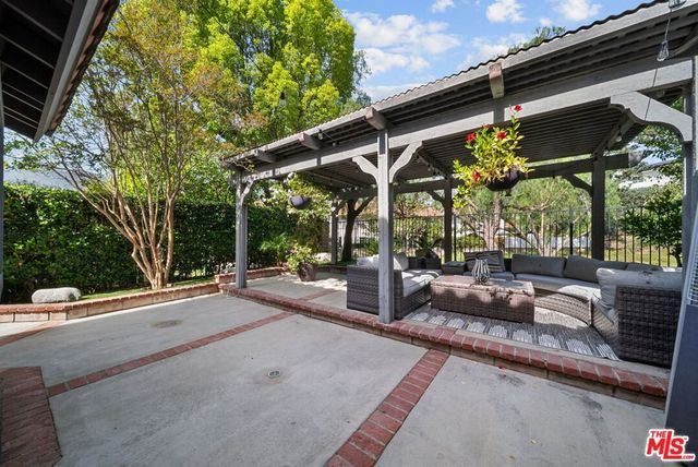 5413 Mark Court, Agoura Hills, CA 91301