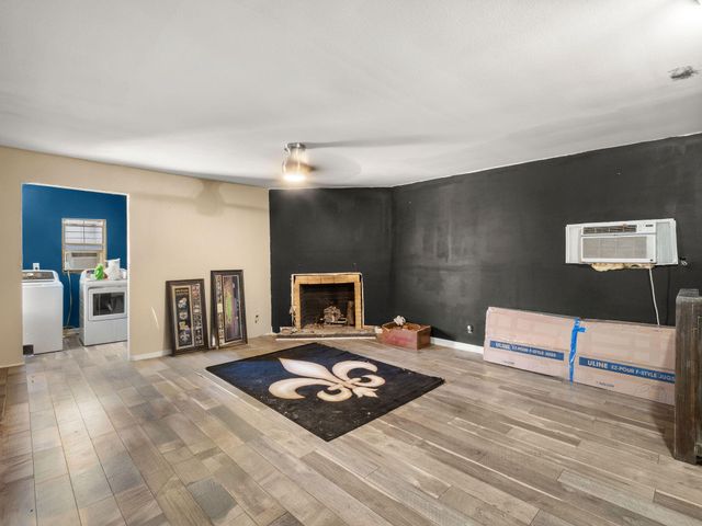 822 Bee Tree St, Westlake, LA 70669