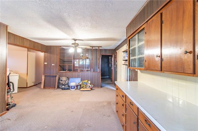 33425 S Bonar Road, Creighton, MO 64739