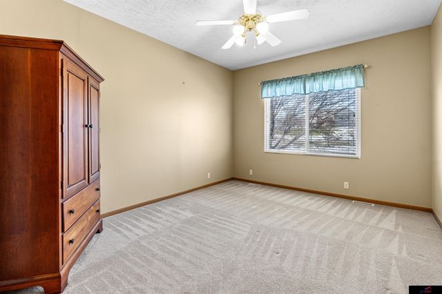 5150 N 151 Avenue, Omaha, NE 68116