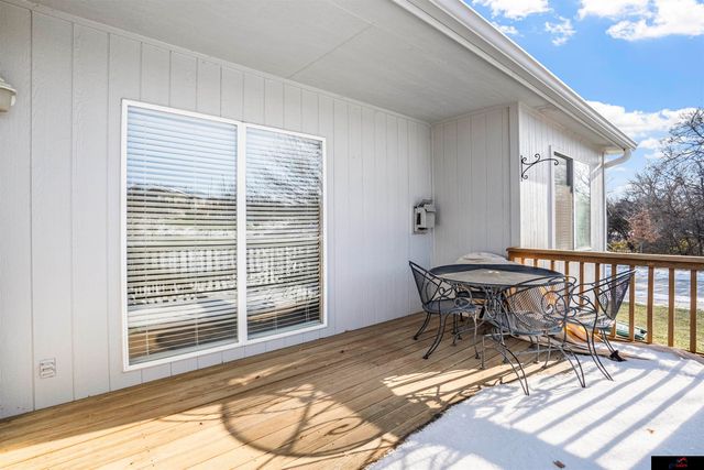 5150 N 151 Avenue, Omaha, NE 68116