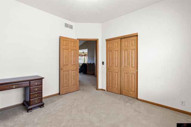 5150 N 151 Avenue, Omaha, NE 68116