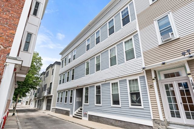 180 Gold St 3, Boston, MA 02127