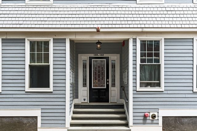 180 Gold St 3, Boston, MA 02127