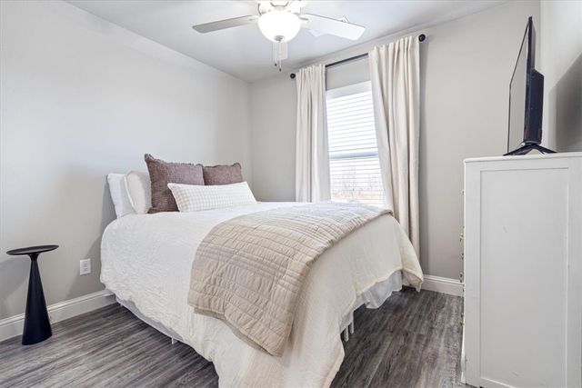 2402 S D Street, Rogers, AR 72758