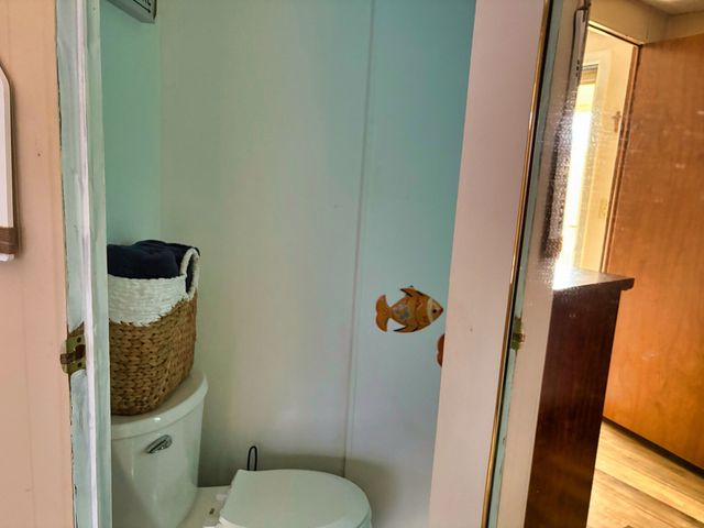 743 Brownfield Rd, Dover, TN 37058