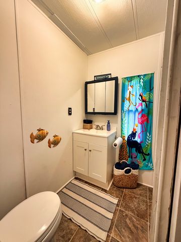 743 Brownfield Rd, Dover, TN 37058