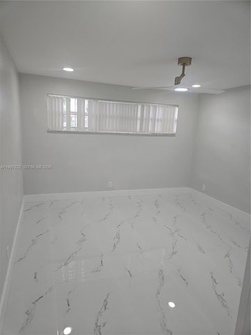 700 S Hollybrook Dr 207, Pembroke Pines, FL 33025