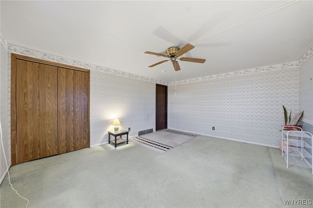 238 Desmond Drive, Tonawanda, NY 14150