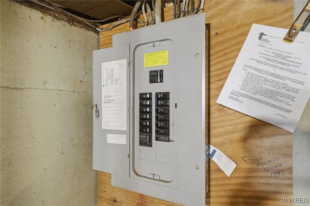 238 Desmond Drive, Tonawanda, NY 14150