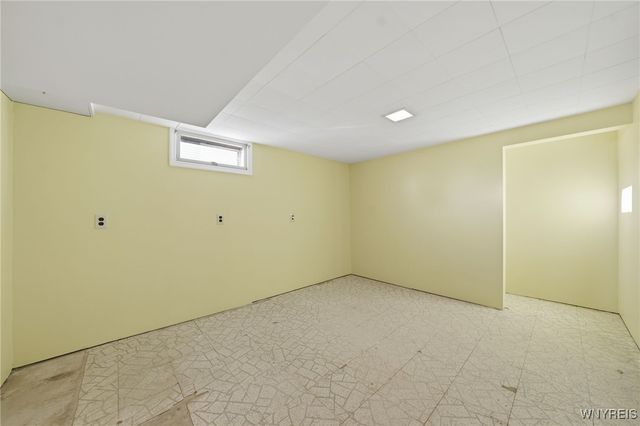 238 Desmond Drive, Tonawanda, NY 14150