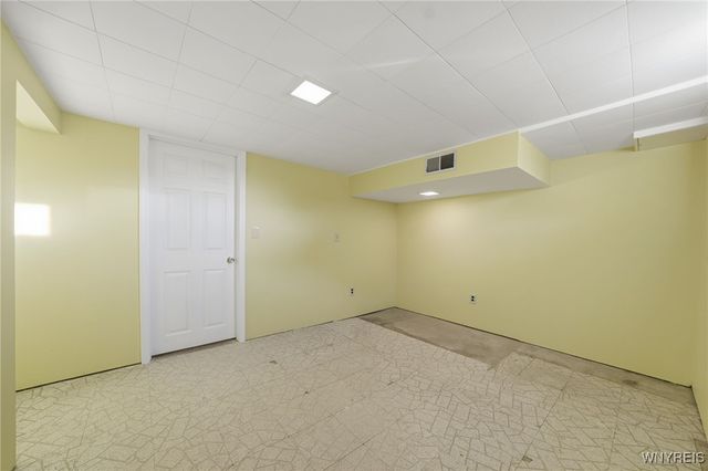 238 Desmond Drive, Tonawanda, NY 14150