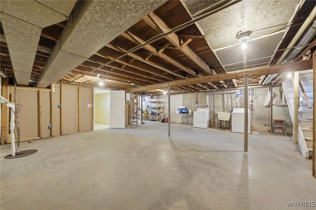 238 Desmond Drive, Tonawanda, NY 14150