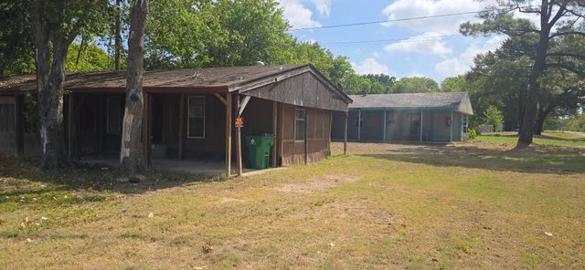 210 Kelly Lane, Seven Points, TX 75143