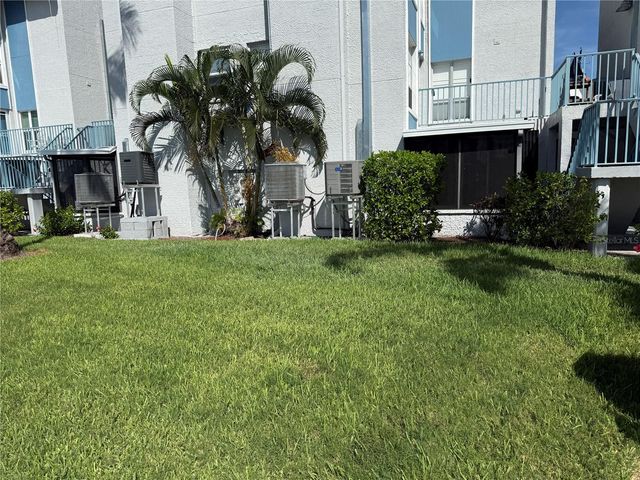 179 MEDALLION BOULEVARD D, Madeira Beach, FL 33708