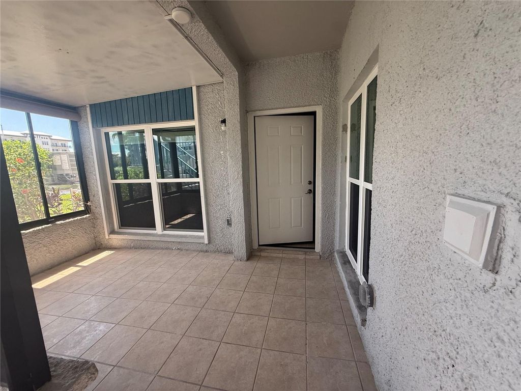 179 MEDALLION BOULEVARD D, Madeira Beach, FL 33708