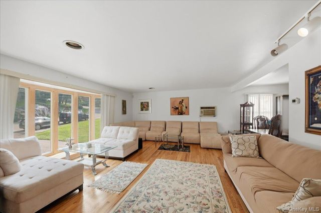 14 Glenn Place, Hastings-on-hudson, NY 10706