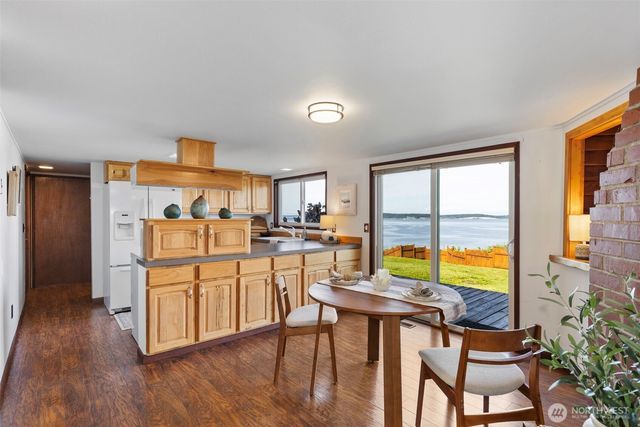 3231 Paradise Bay Road, Port Ludlow, WA 98365