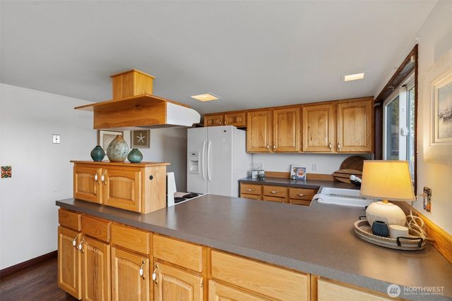 3231 Paradise Bay Road, Port Ludlow, WA 98365