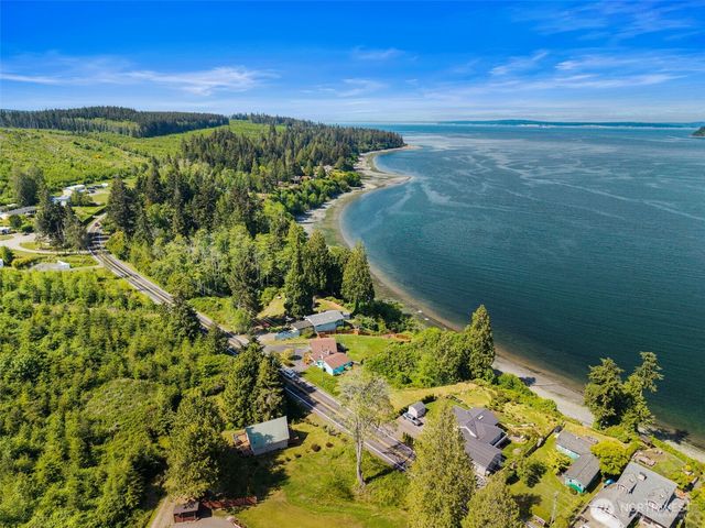 3231 Paradise Bay Road, Port Ludlow, WA 98365