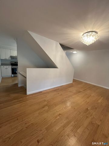 100 Hope Street 5, Stamford, CT 06906