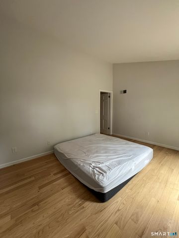 100 Hope Street 5, Stamford, CT 06906