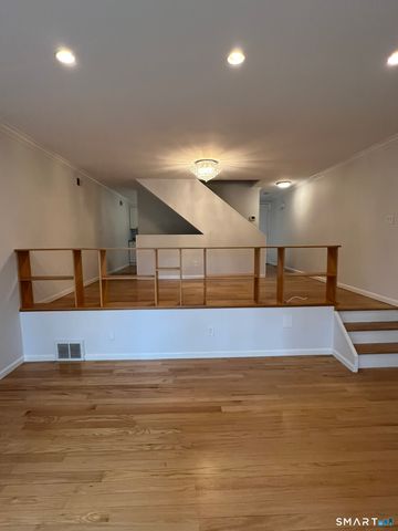 100 Hope Street 5, Stamford, CT 06906