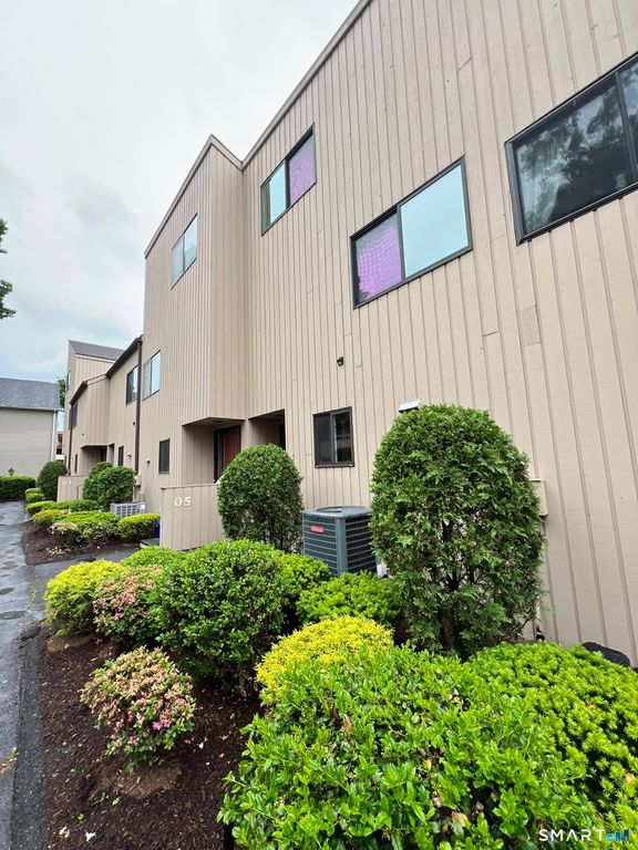 100 Hope Street 5, Stamford, CT 06906