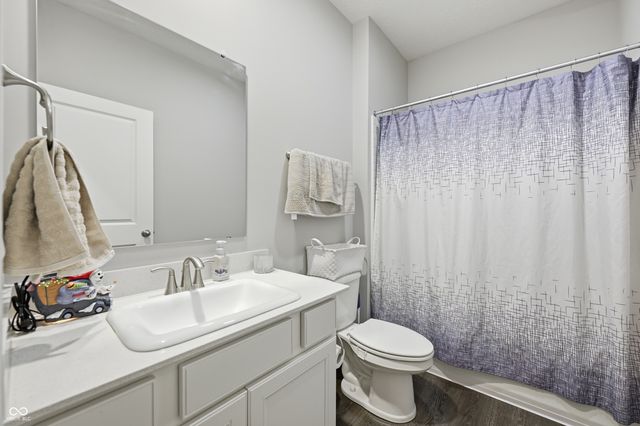 1593 Fairmount Drive, Greenfield, IN 46140