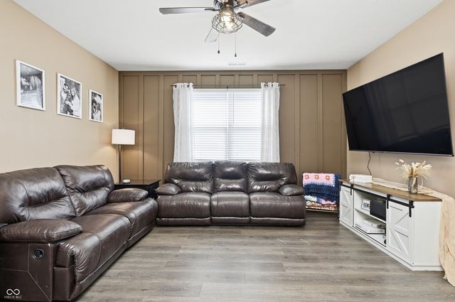 1593 Fairmount Drive, Greenfield, IN 46140