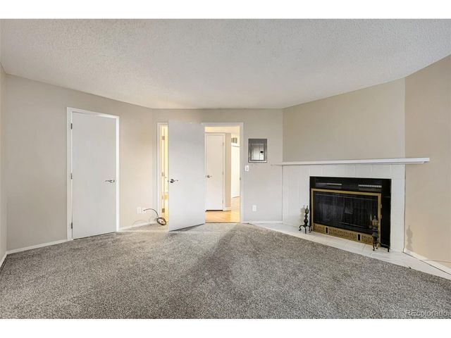 8701 Huron St 6-105, Thornton, CO 80260