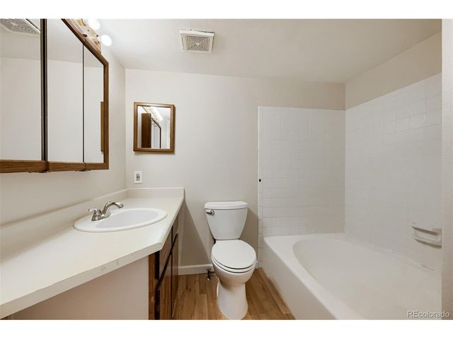 8701 Huron St 6-105, Thornton, CO 80260