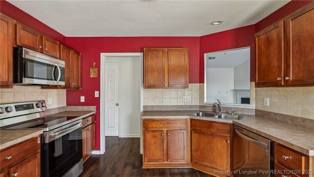 321 Saint George Drive, Raeford, NC 28376