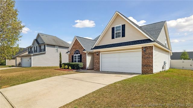321 Saint George Drive, Raeford, NC 28376