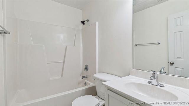 321 Saint George Drive, Raeford, NC 28376