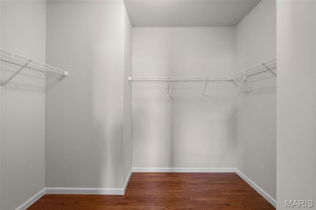 1560 Willowbrooke Manors Court, St Louis, MO 63146