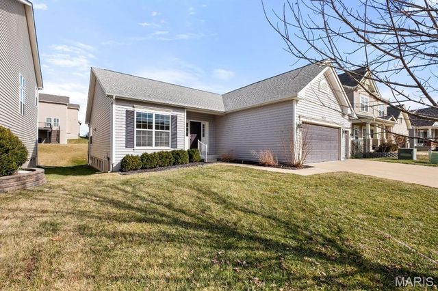 1560 Willowbrooke Manors Court, St Louis, MO 63146