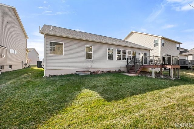 1560 Willowbrooke Manors Court, St Louis, MO 63146