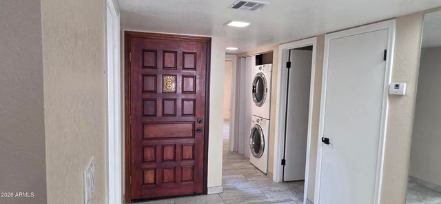 8331 N 21ST Drive H104, Phoenix, AZ 85021