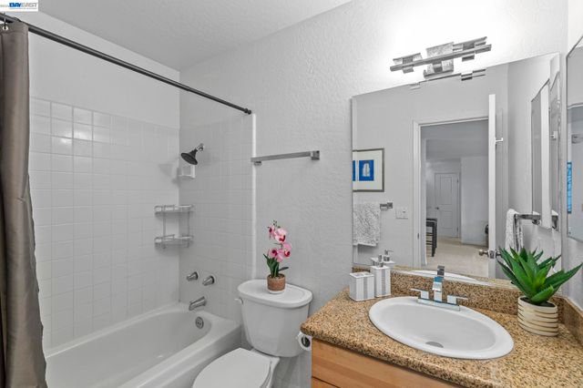 1087 Murrieta Blvd 331, Livermore, CA 94550
