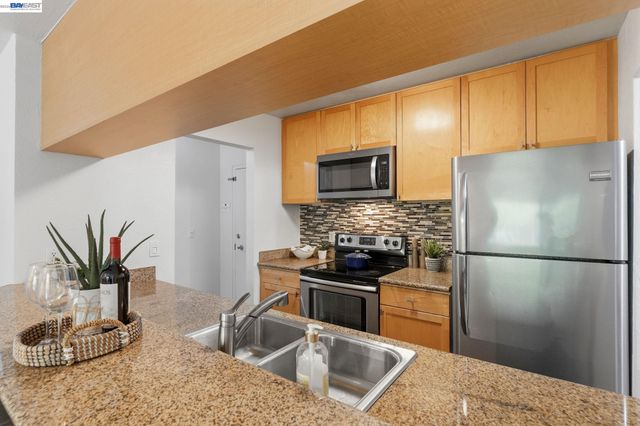 1087 Murrieta Blvd 331, Livermore, CA 94550